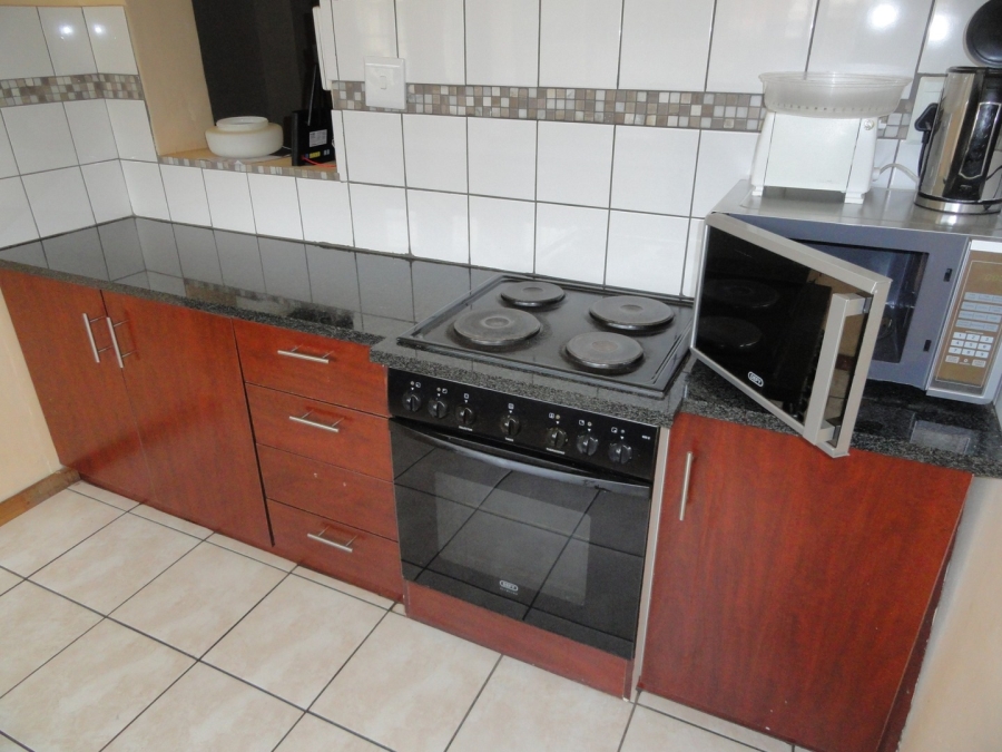 To Let 1 Bedroom Property for Rent in Potchefstroom North West